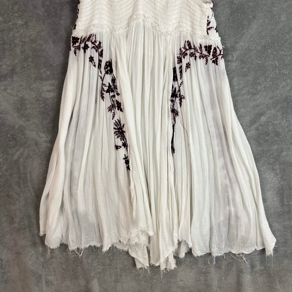 Free People Babydoll Slip Dress Womens M Embroidered Boho Beachy Delicate - Picture 9 of 10